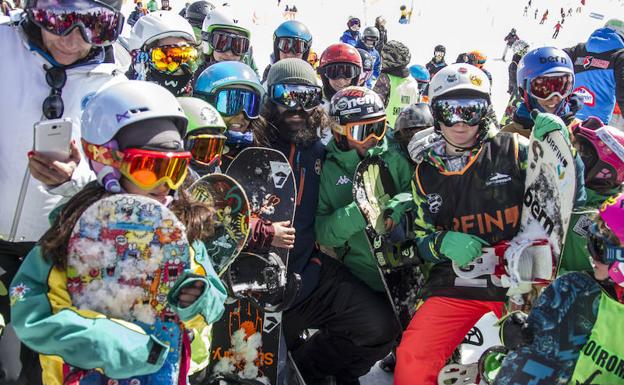 Regino Hernández, homenajeado en Sierra Nevada por su medalla