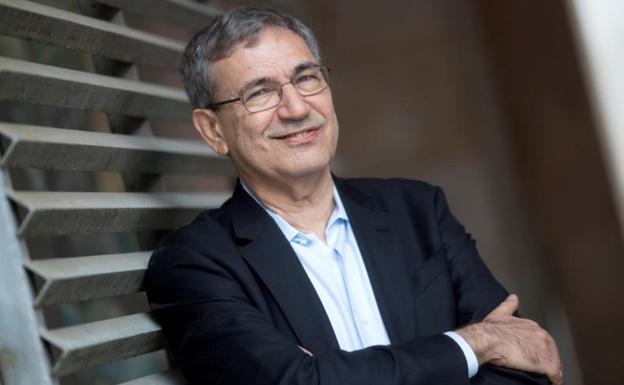 Pamuk: «La ausencia de mi padre me hizo más libre»