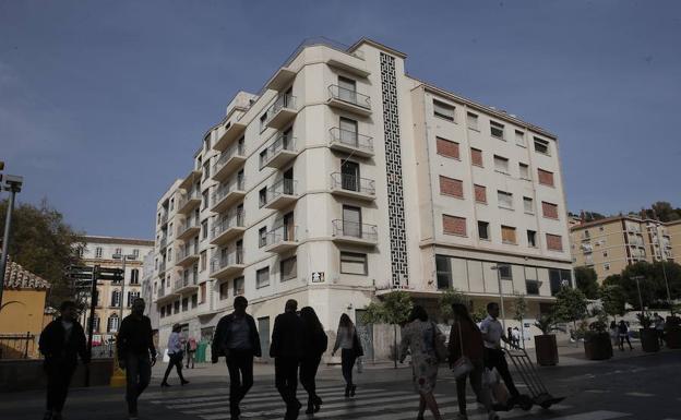 El Astoria, en punto muerto un año después de que Banderas renunciara a su proyecto