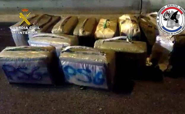 Desarticulada una red que operaba desde Benalmádena dedicada al transporte de droga a Francia