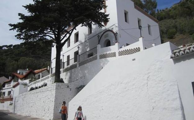Los libros se 'encierran' en el calabozo de Mijas