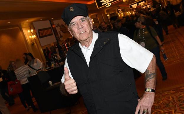 Muere a los 74 años el actor R. Lee Ermey, el duro y temible sargento de 'La Chaqueta Metálica'