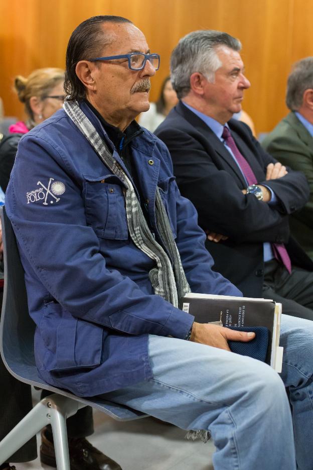 «En Marbella se enfrentaron Gil y Chaves por cabezonería»