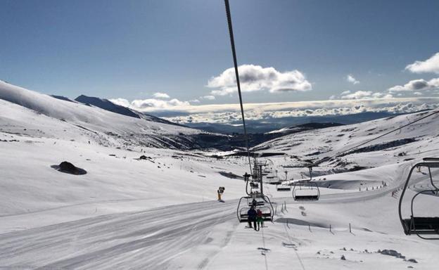 El puente de mayo, cierre de Alto Campoo