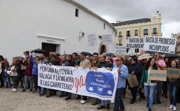 La plataforma por la autovía de Ronda busca el apoyo de los ayuntamientos de la comarca y de la Junta