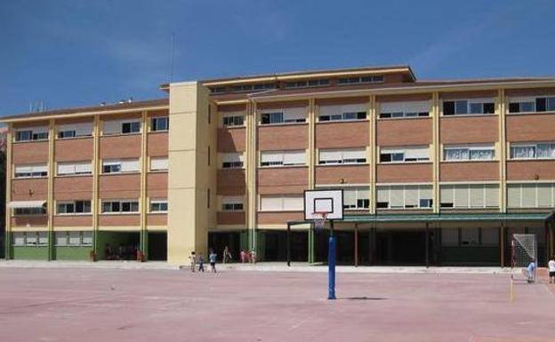 La Junta declara un brote de 18 casos de varicela en un colegio de Benalmádena