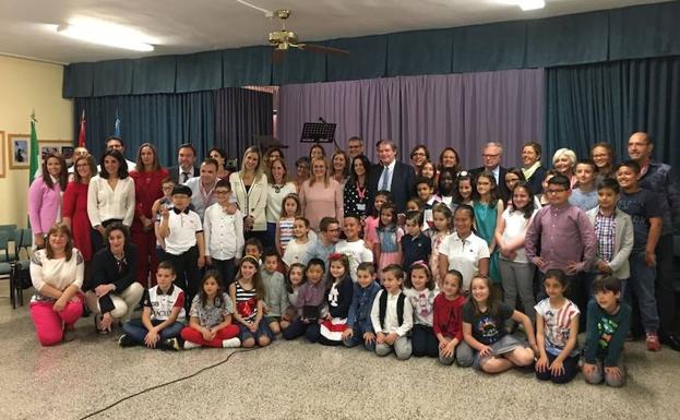 Colegio Andalucía: «La televisión 'El Noticiero' ha alcanzado un gran impacto social a nivel local y mediático»
