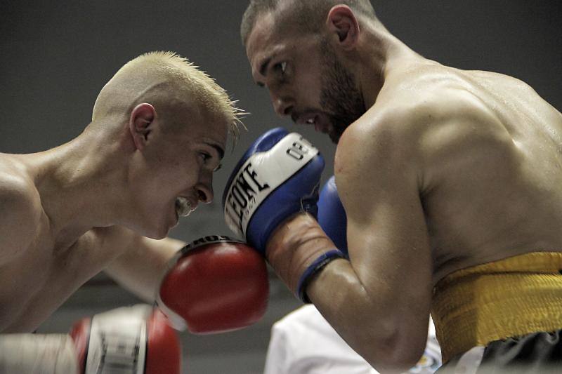 Fotos de la velada de boxeo en Málaga con el Campeonato Internacional IBF del peso supermedio en juego