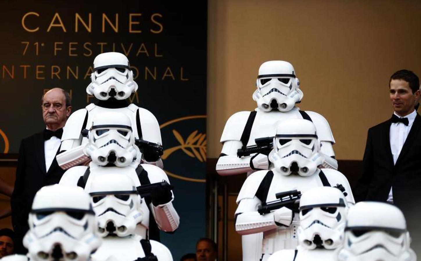 La alfombra de Cannes, un festival de excentricidades en la presentación de 'Han Solo'