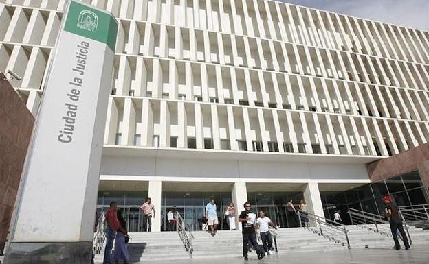 Un acusado reconoce un plan para robar un alijo de cocaína en Mijas pero que no querían matar al narco