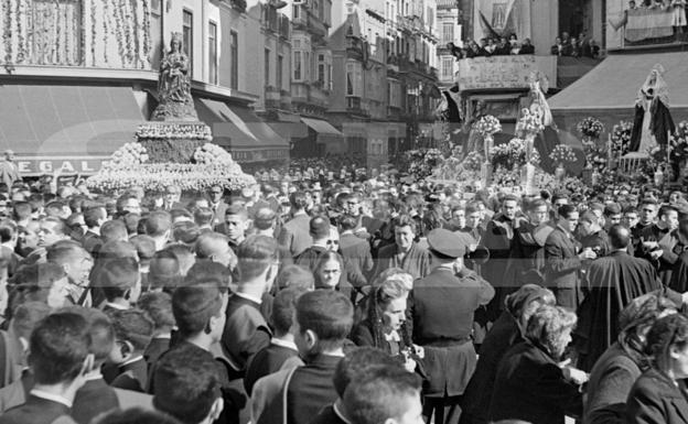 Las anteriores procesiones magnas con la Patrona de Málaga