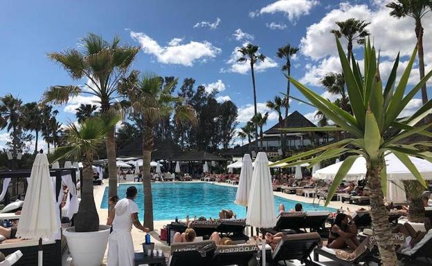 Así son los beach club más exclusivos de Marbella