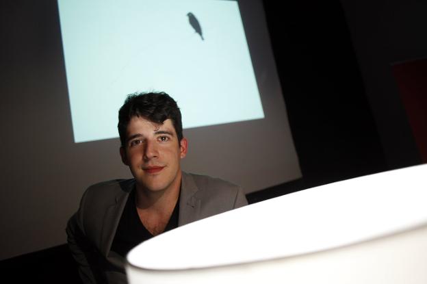 David Leo: El filólogo que le ajustó las cuentas al destino