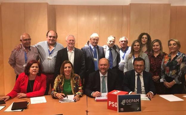 El PSOE apoya en el Congreso la pesca de arrastre y pide la retirada del plan de Bruselas