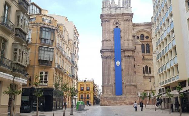 La Catedral y las calles del Centro se engalanan para la magna de la Victoria