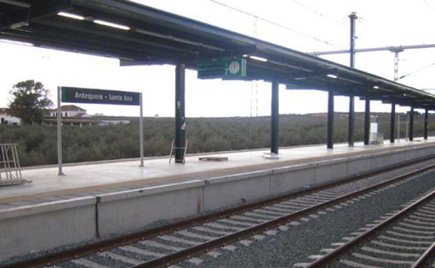 Adif licita el ramal de conexión de la línea convencional Bobadilla-Granada a la nueva estación de Antequera