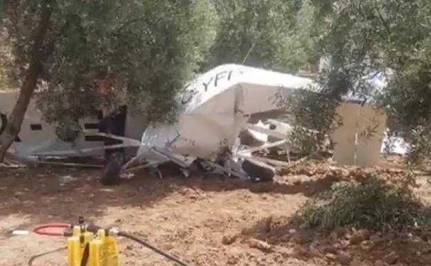 Un malagueño fallecido y otro herido muy grave al caer una aeronave en Loja