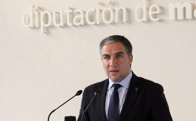 Bendodo sobre la moción de censura: «Es un amalgama de intereses personales y lo último que se mira es el de España»