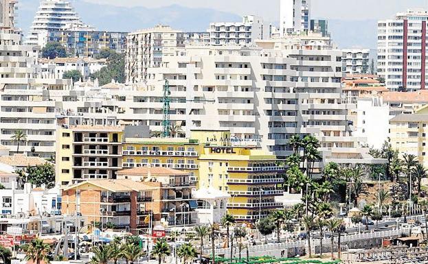 Cuatro años de cárcel para el empleado de un bar de Benalmádena por vender cocaína en la terraza