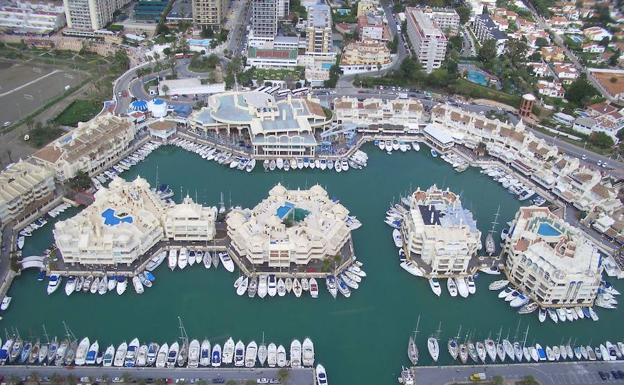 Ciudadanos lleva al Parlamento autonómico el estado de la concesión de Puerto Marina