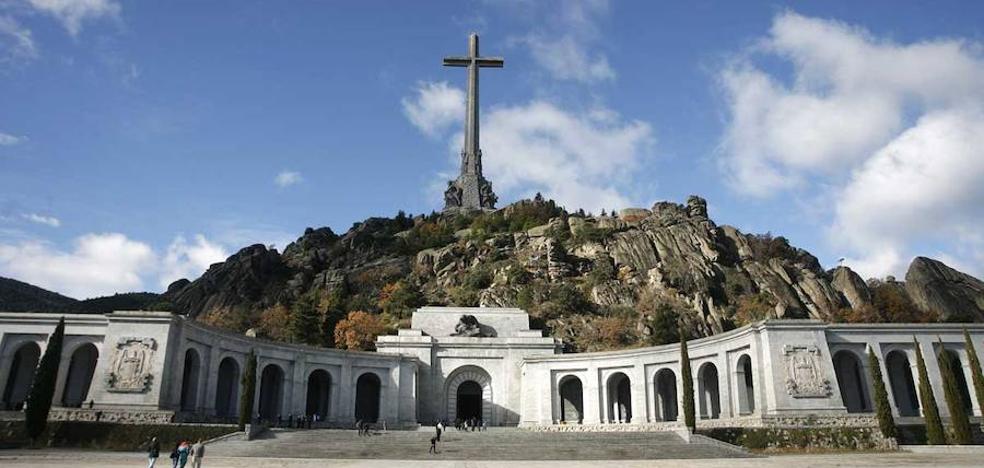 El Gobierno confirma que exhumará los restos de Franco con o sin el apoyo del PP