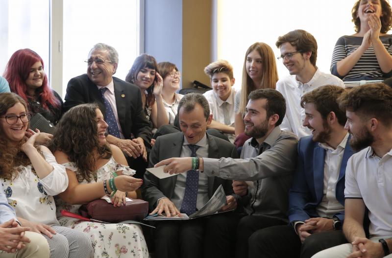 La visita en fotos del ministro de Ciencia, Pedro Duque, a la Universidad de Málaga