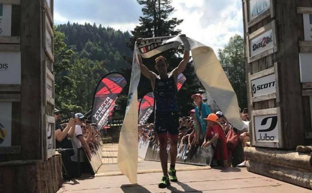 Rubén Ruzafa consigue su quinta victoria consecutiva en el XTerra Francia