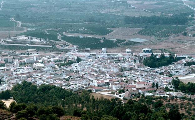 Dos hermanos y un amigo, acusados de violar en grupo a una mujer en Pizarra