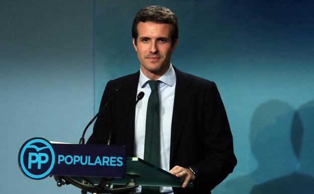 Casado busca un frente contra Santamaría para impedir que sea la nueva líder del PP