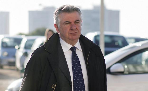 El fiscal dice que Roca participó en compra del Xerez y utilizó al expresidente Gil Silgado