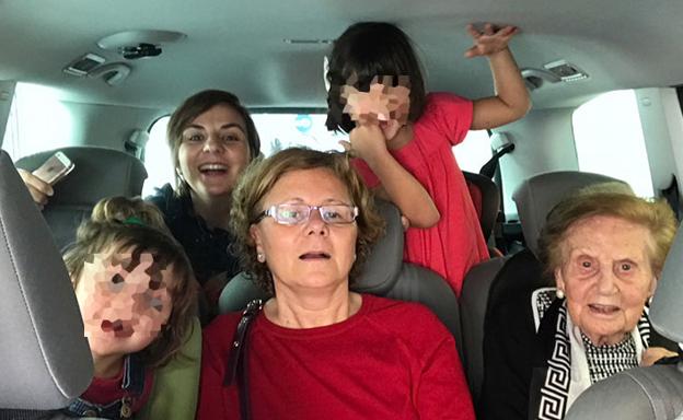 «La guerra siempre la gana el alemán». El relato de una hija sobre su madre con Alzhéimer