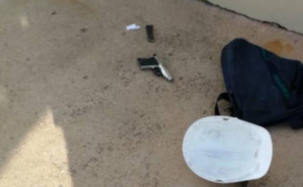Un hombre intenta atracar a punta de pistola en el parque acuático de Torremolinos