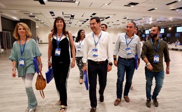 Casado a Moreno: «Hay que acabar con 40 años de fracasos políticos»