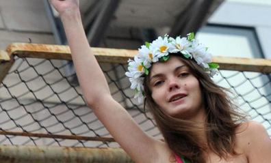Se suicida la fundadora de Femen Oksana Shachko
