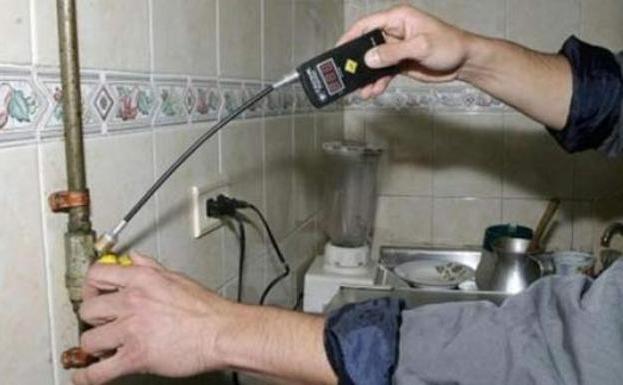 Detienen a un falso revisor de electricidad especialista en el robo con fuerza en viviendas de personas mayores en Málaga
