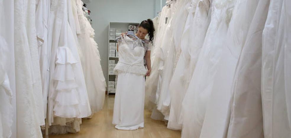 Rico plato Lágrimas El pueblo de los vestidos de novia | Diario Sur