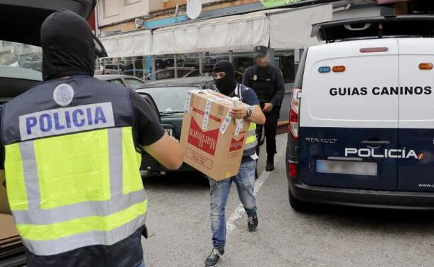 Registros en Marbella en un operativo contra el narcotráfico donde se ha detenido a Manuel Charlín