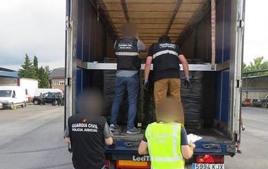 Cae una red con vínculos en Málaga que introducía hachís en Europa en camiones de mercancías de gran tonelaje