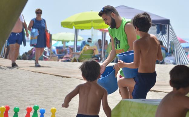 Talleres de Bioparc Fuengirola para aprender a cuidar las playas