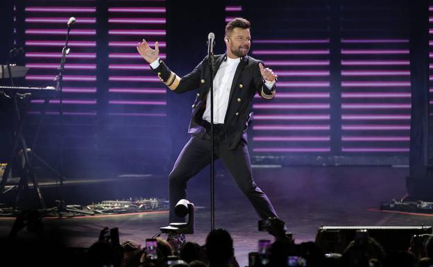 Ricky Martin no regala su trono