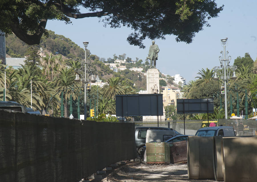 La estatua del Marqués de Larios será desmontada para su restauración