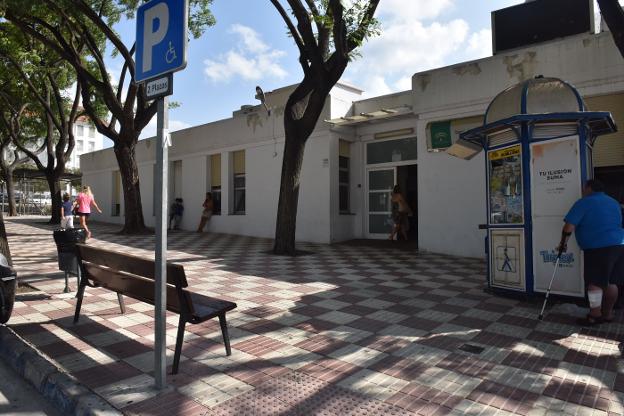 San Pedro habilitará una bolsa de aparcamientos junto a la parcela a la que se trasladará el centro de salud