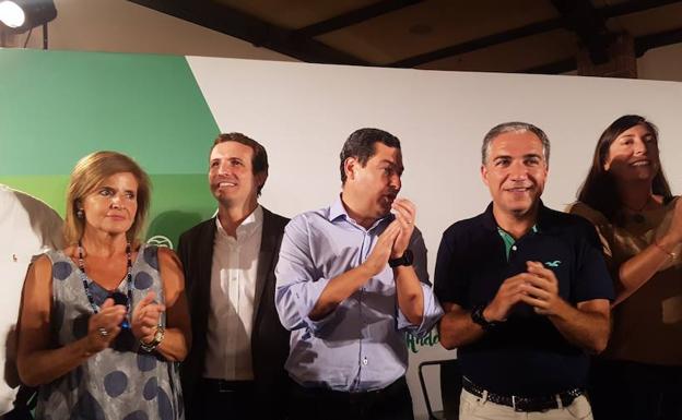 Pablo Casado alaba a Esperanza Oña y Francisco De la Torre en un discurso con sabor a precampaña