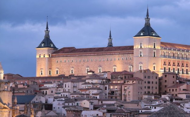 Podemos pide al Gobierno de Sánchez que retire los restos de los defensores del Alcázar de Toledo