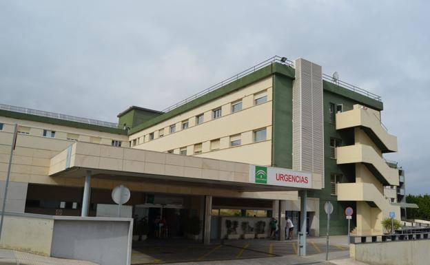 Un paciente da un puñetazo a un enfermero tras sufrir un brote psicótico en las Urgencias del Hospital de la Axarquía