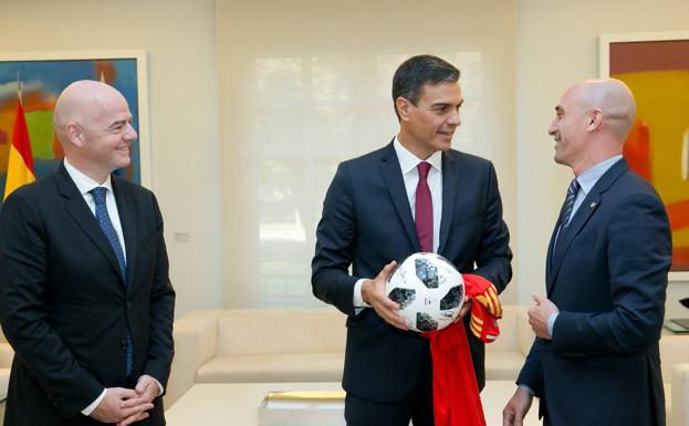 España medita organizar la Euro 2028 y sueña con otro Mundial