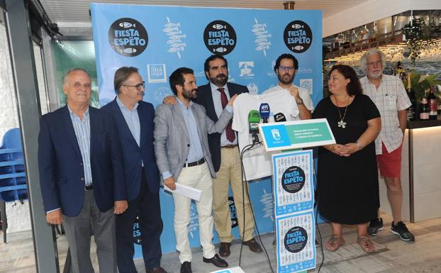 Marbella organiza una 'Fiesta del Espeto' para apoyar su candidatura