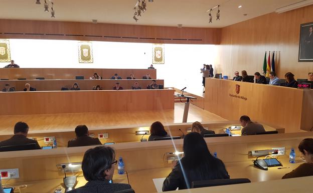 El PP en Diputación exige la retirada del proyecto que incrementará la presión fiscal a los malagueños