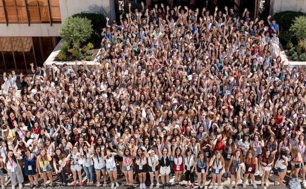 La Fundación Amancio Ortega abre el plazo para solicitar su beca de estudios