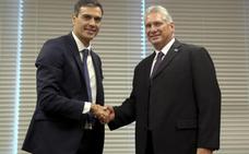 Pedro Sánchez promete ser «abogado» de Cuba ante la UE y evita hablar de derechos en la isla
